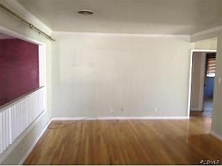 2nd image of 827 W Harvard Pl