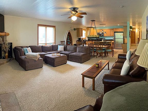 4th image of 1826 Parkland Dr #503