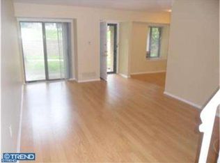 606 Timber Crk, Lindenwold, NJ 08021