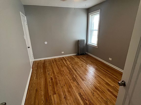5th image of 1307 W 91st St #4