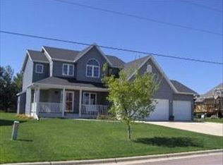 1425 Sage Ln NE, Owatonna, MN 55060