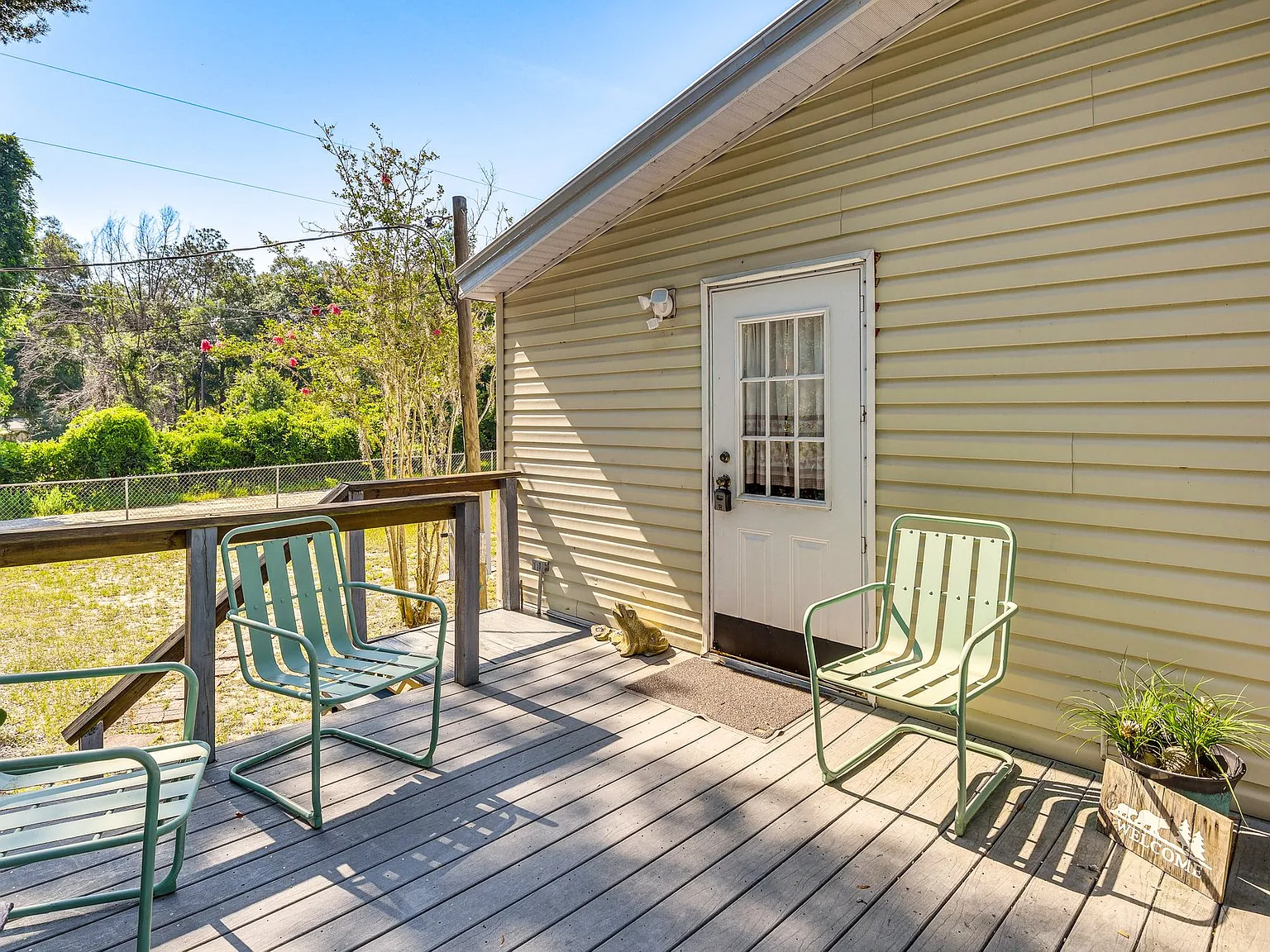 4 bed, 1728 sqft, $3,000 — Photo 2