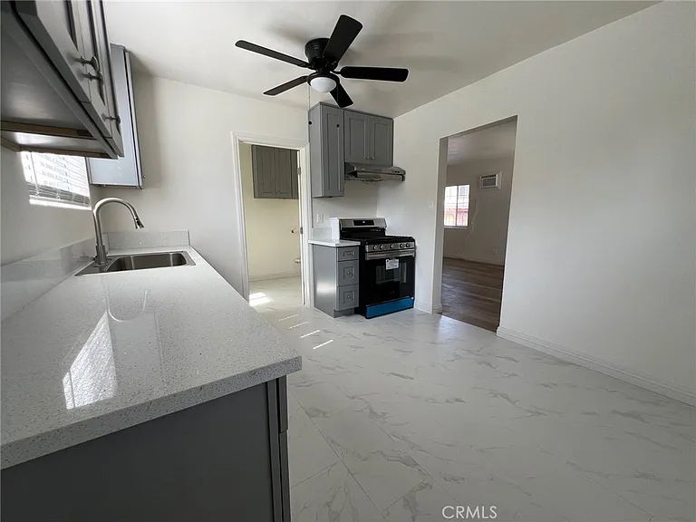 333 1/2 Sefton Ave — Photo 5