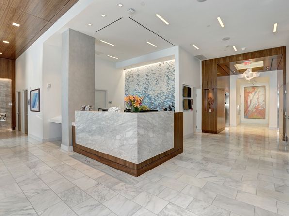 7077 Woodmont Ave #1105