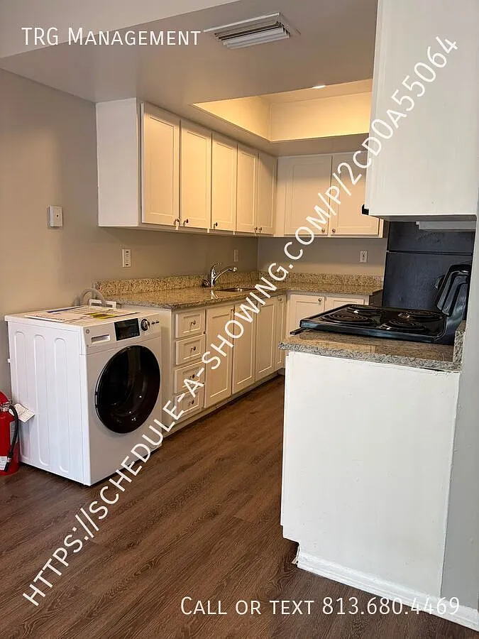 Your Perfect 2-Bedroom Awaits - 1 Month Free! — Photo 1