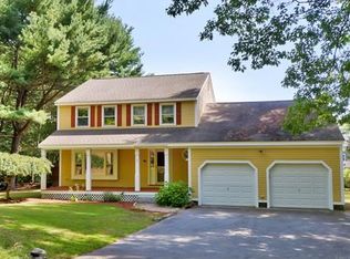 33 Pine Ridge Dr, Ayer, MA 01432