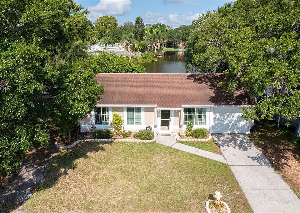 1st image of 626 Bay Lake Trl