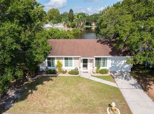 626 Bay Lake Trl, Oldsmar, FL 34677