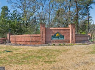 1161 Emerald Shores Dr, White Plains, GA
