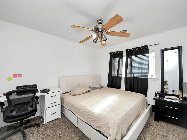 18318 Farriswood Ct — Photo 28