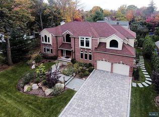 214 Florence Rd, Harrington Park, NJ 07640