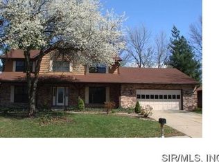 1010 Ramblewood Dr, O Fallon, IL 62269