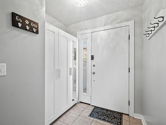 5th image of 105 Georgetown Ln
