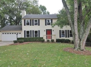 130 N Pond Ct, Roswell, GA 30076