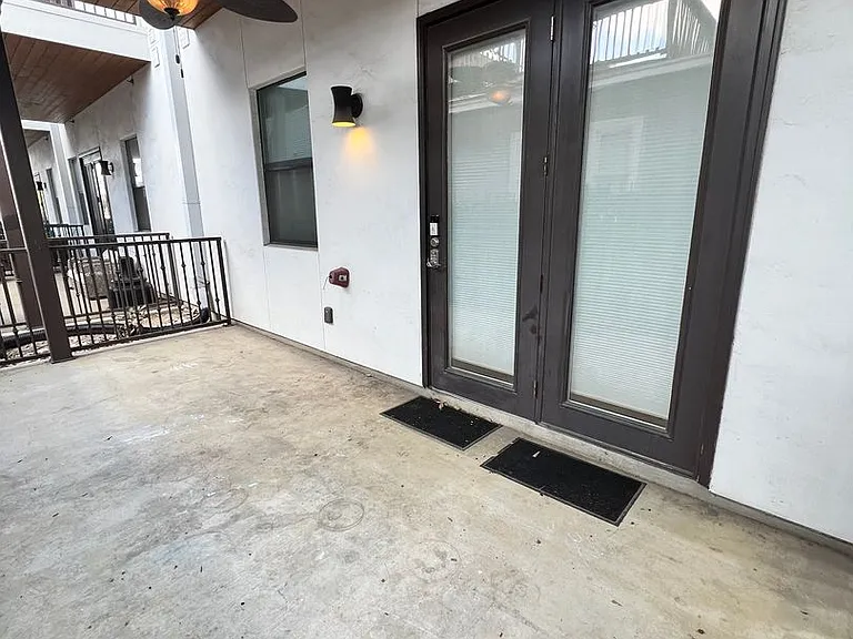 1542 N Alamo St #104 — Photo 23