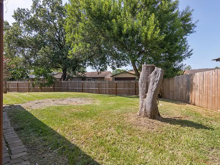 14603 Lorne Dr — Photo 18