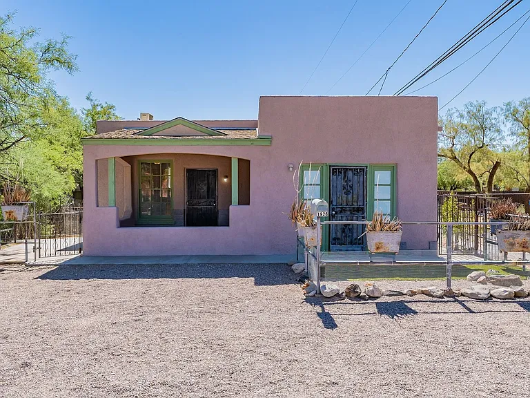 1926 N. Fremont Ave. — Photo 4