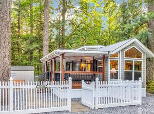 168 One Fireside Lodge Cir, Deming, WA 98244