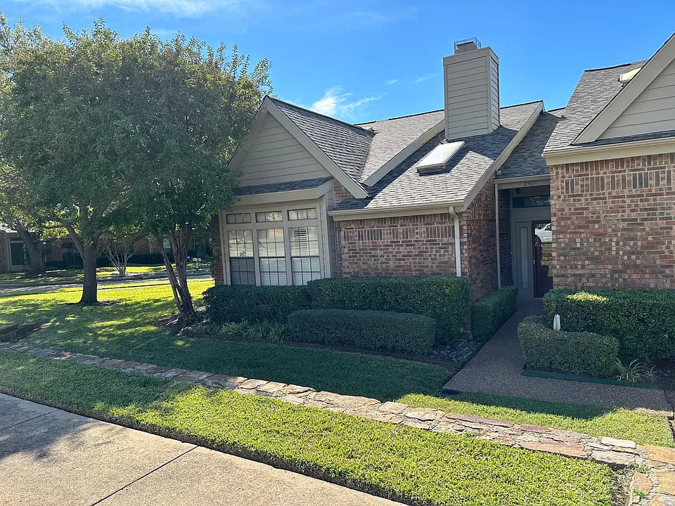 2501 Stanford Ct