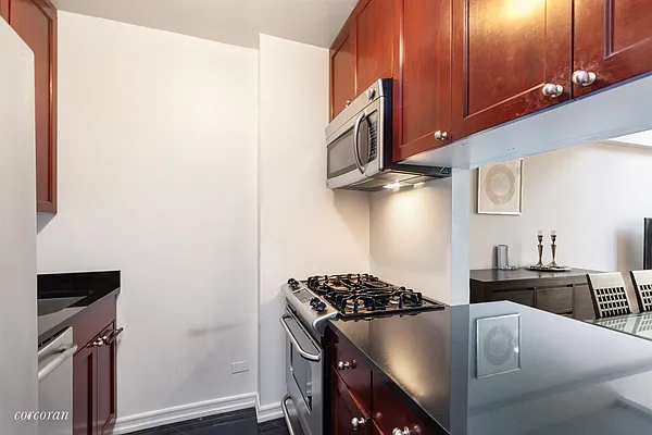 Sold by Corcoran | media 4