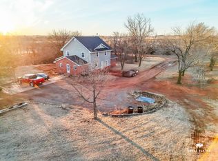 12499 N 2220th Rd, Cordell, OK 73632