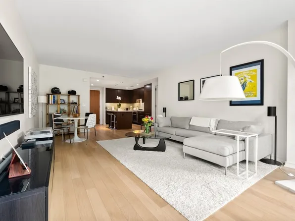 580 Washington St #611, Boston, MA 02111