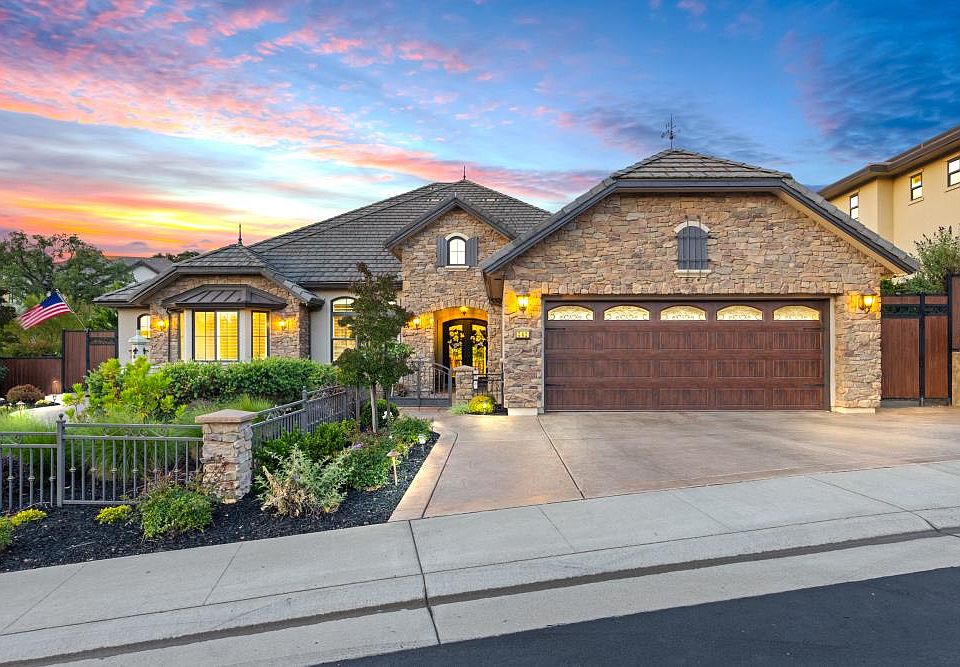 1st image of 542 Ramos Dr