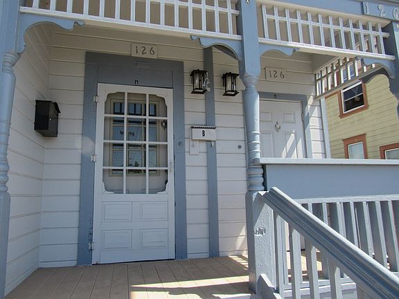 2nd image of 126 Marchant St #A