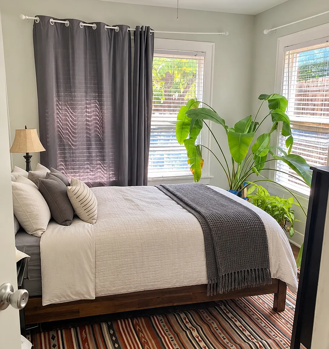 5458 Goodwin Avenue — Photo 3