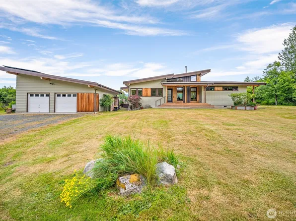 4860 Mission Road, Bellingham, WA 98226