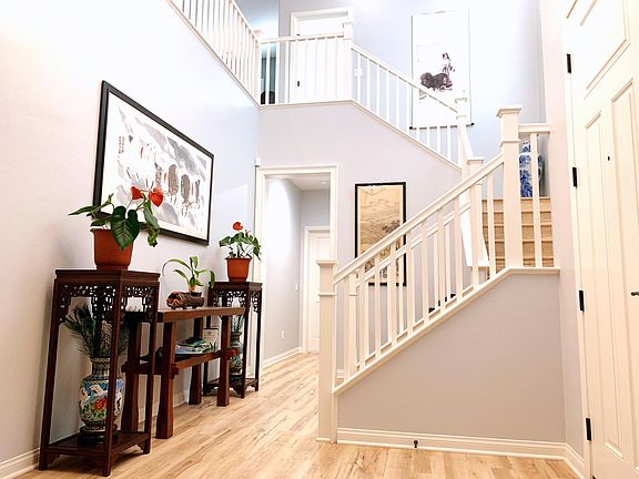 3rd image of 15893 Anjou Ln