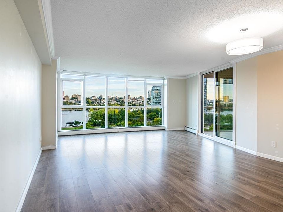 1st image of 388 Drake St #802