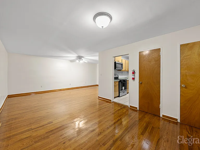 14 Elk Street — Photo 11