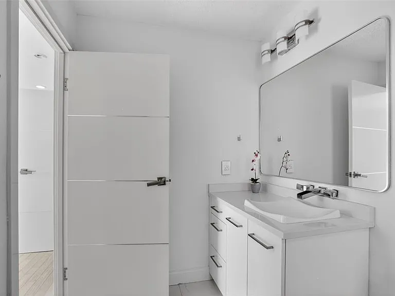 7035 Brescia Way — Photo 15