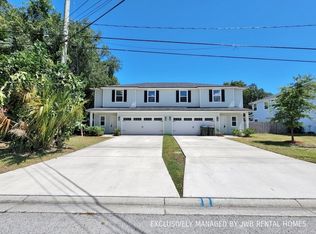 95 W 2nd St, Atlantic Beach, FL 32233