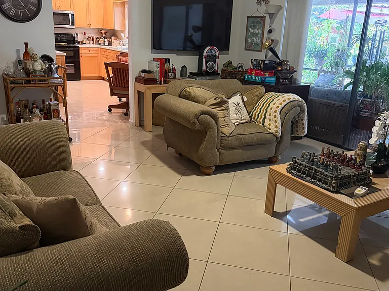 11591 NW 40th Ct — Photo 11
