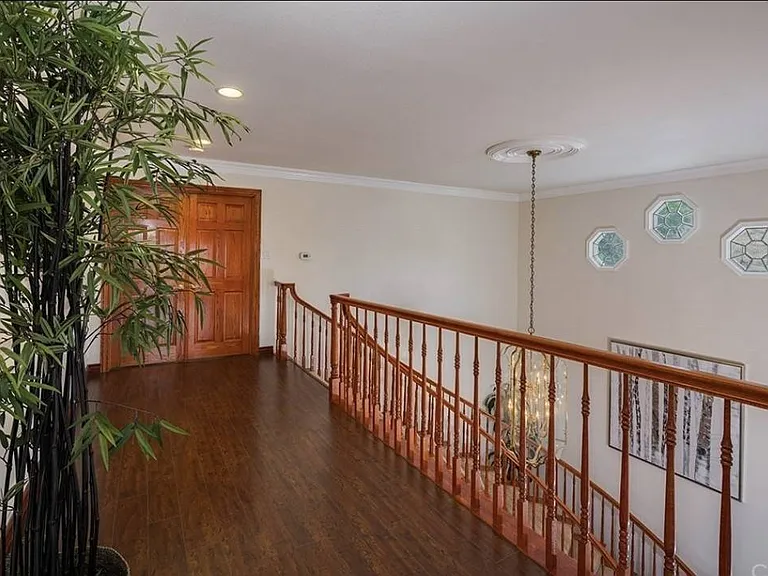 1509 Hollencrest Dr — Photo 13