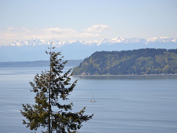 Possession Point of Whidbey Island dd Caption)