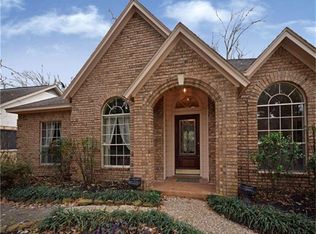 11 Hickory Hollow Pl, Spring, TX 77381
