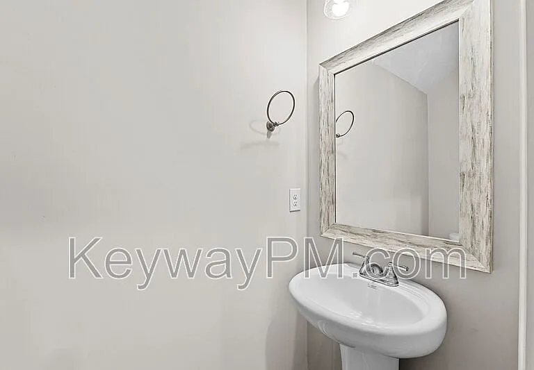 3125 Venetian Dr — Photo 7