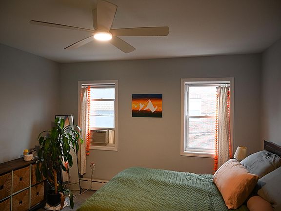 5th image of 1712 S Iseminger St