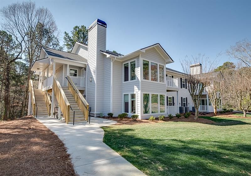 1st image of 1598 Alexandria Ct SE
