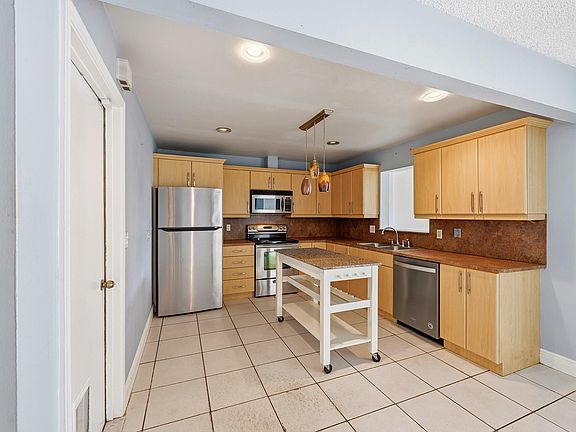2nd image of 3127 NW 67th Court