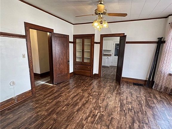 4th image of 3801 Lincoln Ave #A