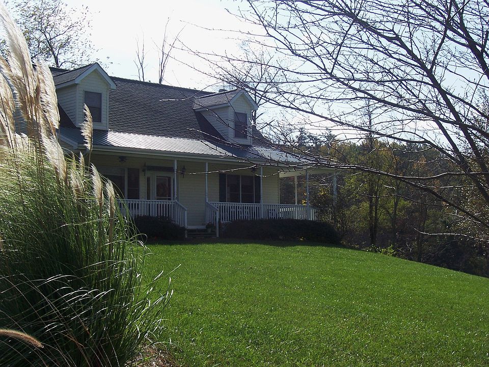 2nd image of 7 Winesap Dr