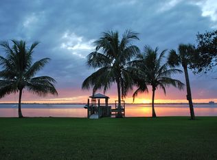 800 S Riverside Dr, Indialantic, FL 32903