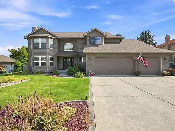 3rd image of 2927 S Ledbetter Pl