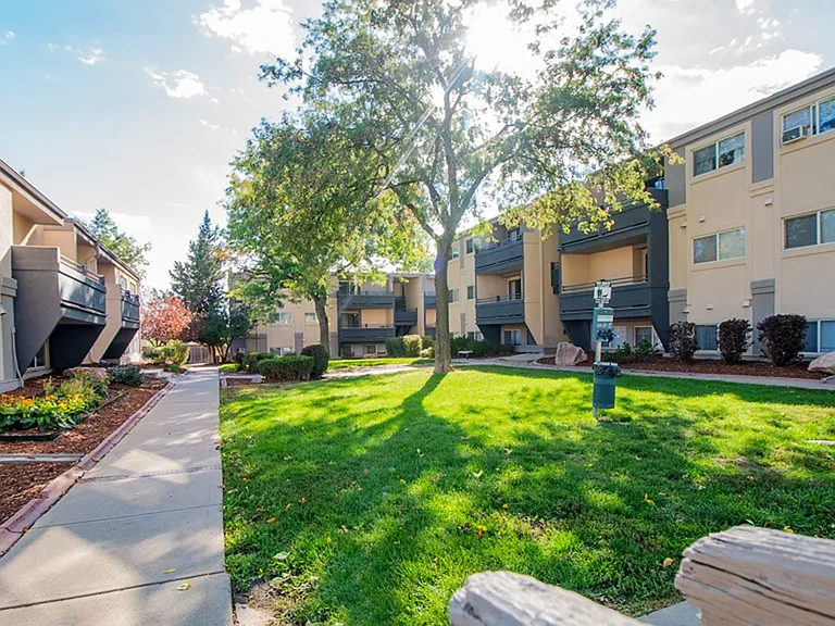 Arvada Flats — Photo 5