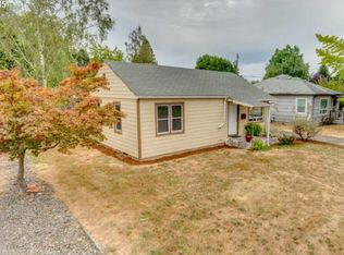 1345 SW Gilorr St, McMinnville, OR