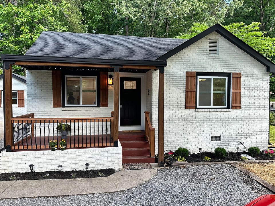 1st image of 1532 Lillian Ln